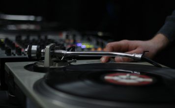 Dj Müeller y Taylor Swift se verán las caras en agosto de este año ante un juez