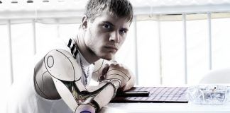 Robots djs pinchan música