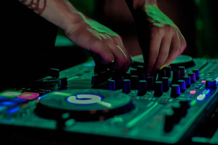 Mixxx 2.1: Software de DJ gratis obtiene una actualización importante