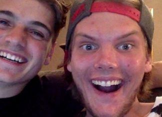 Martin Garrix nuevo tatuaje en honor a Avicii
