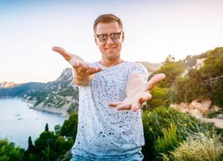 Armin van Buuren ofrecio un concierto a 60 metros de altura