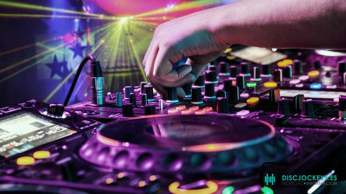 5 consejos para contratar un DJ para eventos